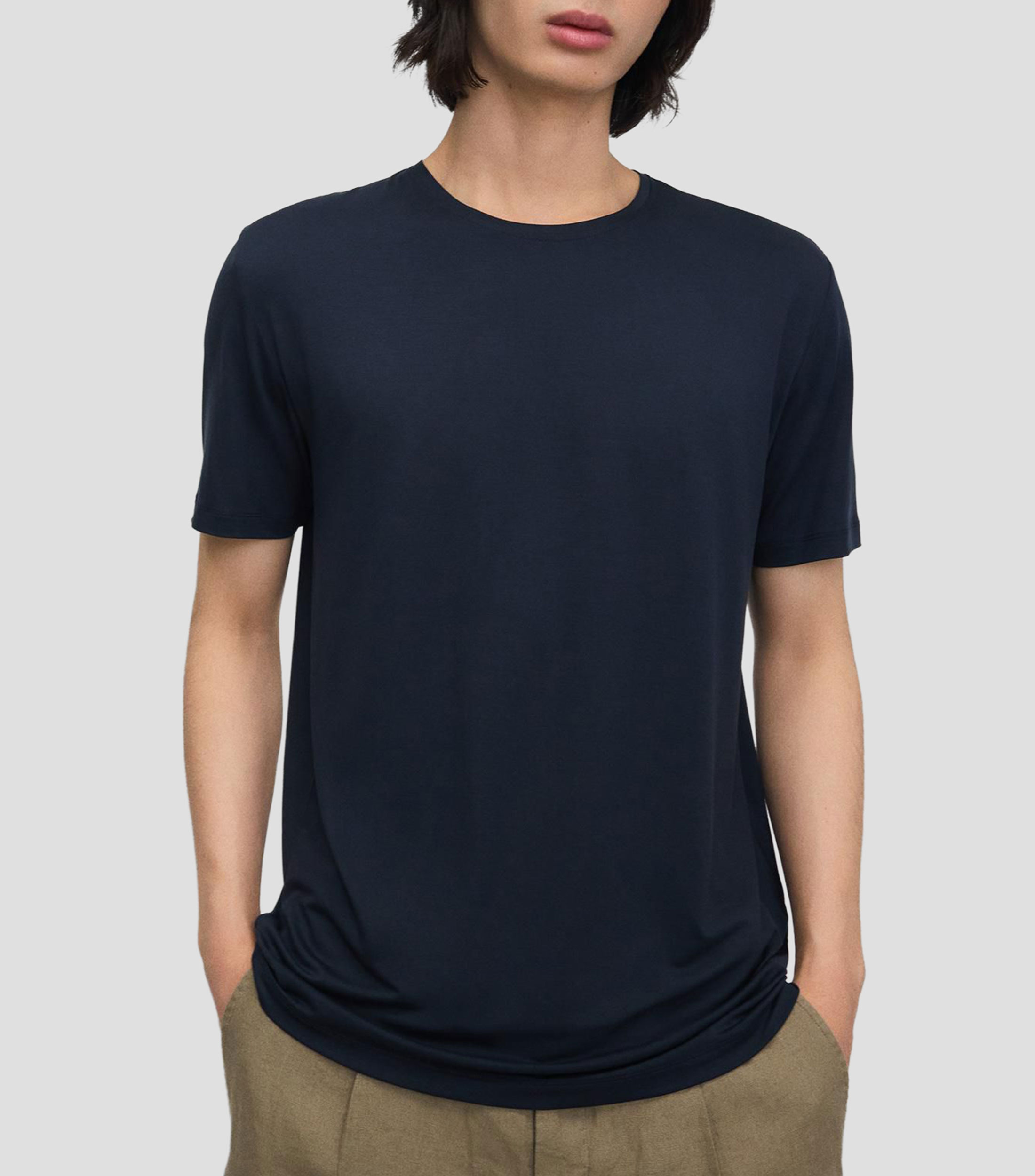 Playera en tejido PYRATEX Smartcel con propiedades antibacterianas y antiolor.
